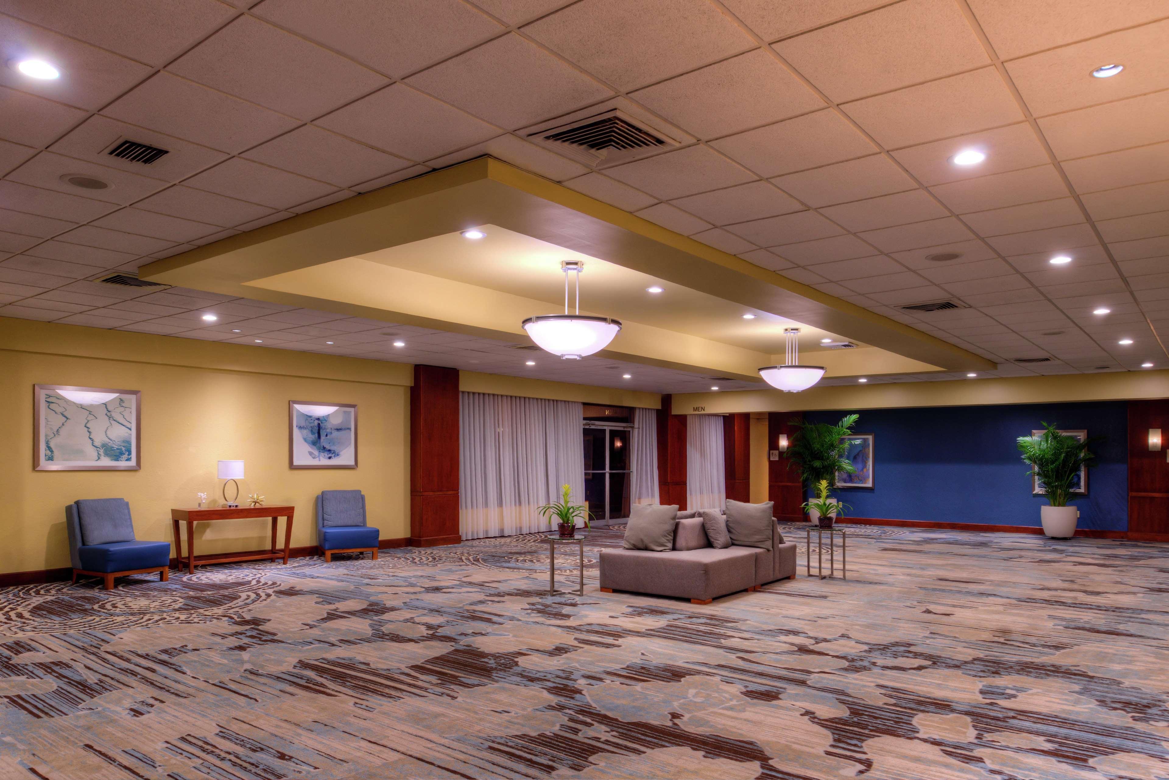 Doubletree By Hilton Hotel Tampa Airport-Westshore Exterior foto